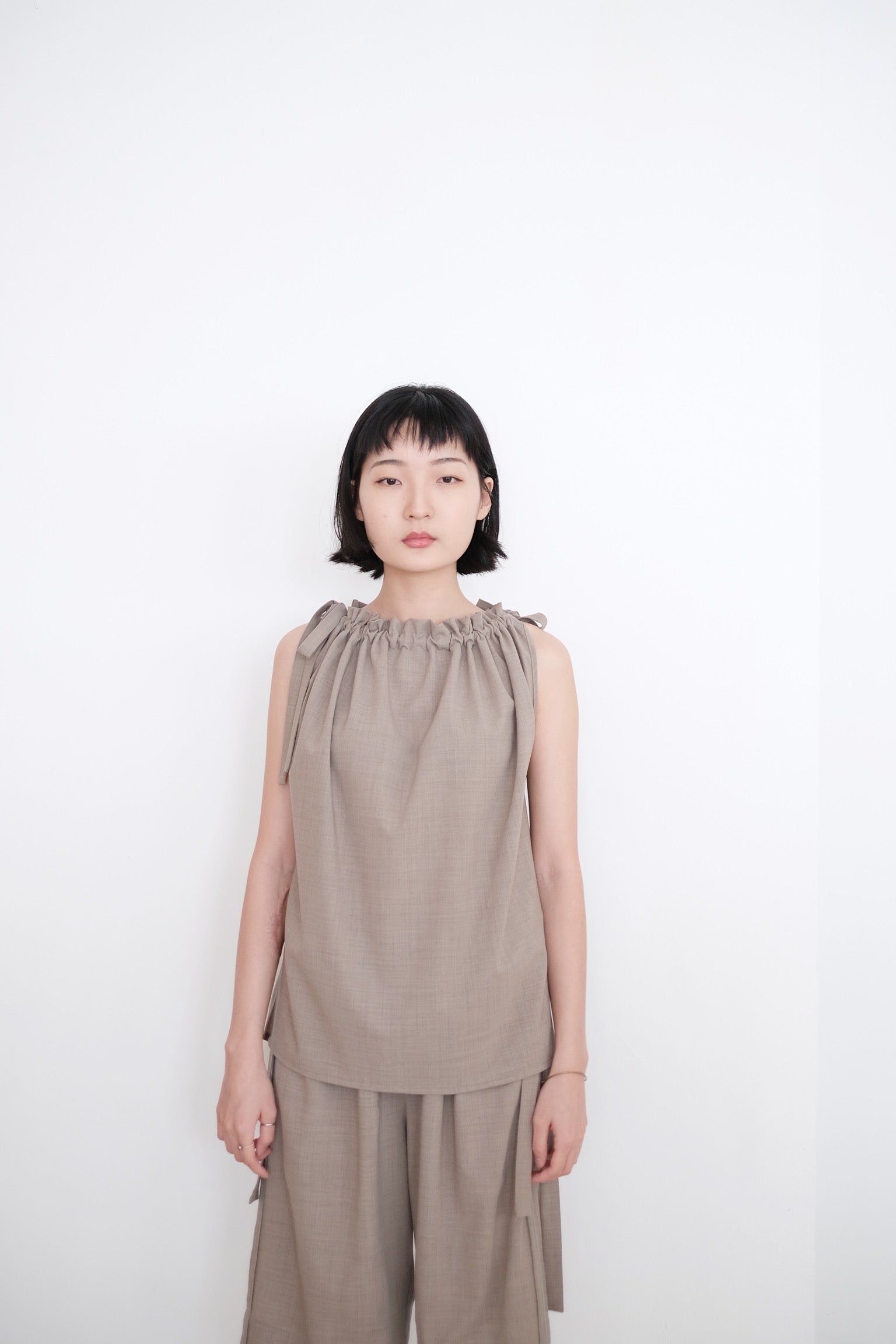 FUUKO VEST (SOFT AMBER)