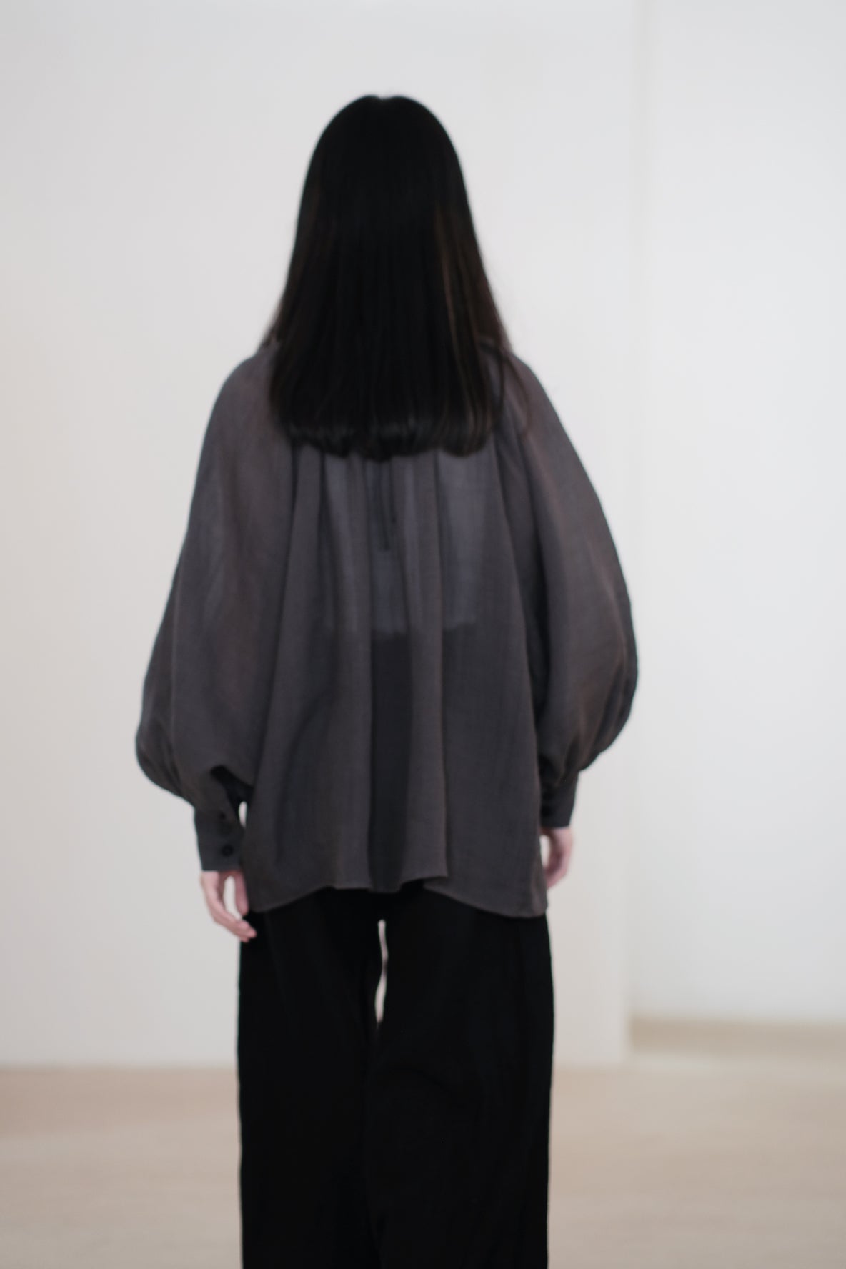 OCTAVIA BLOUSE IN BUBBLE SLEEVES (GREY) PRE-ORDER