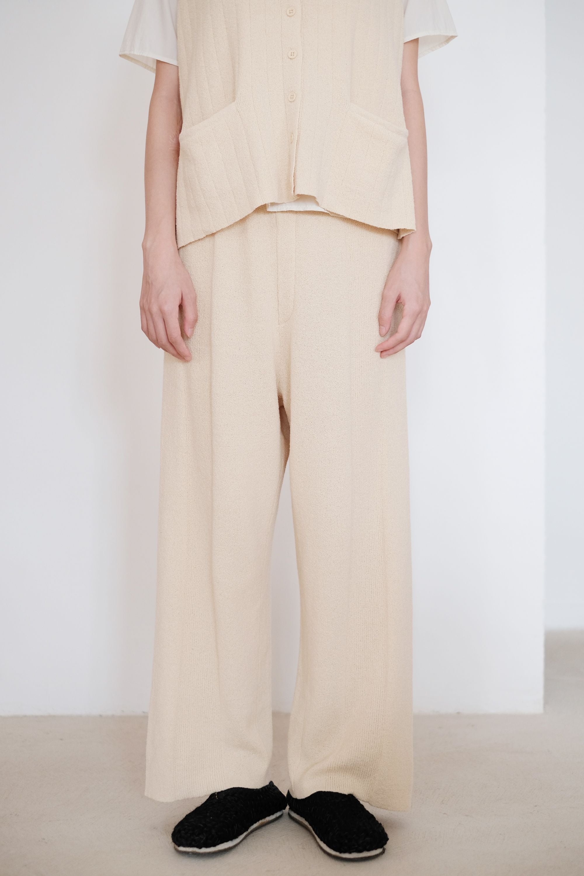 FLURINA KNIT PANTS (PALE YELLOW)