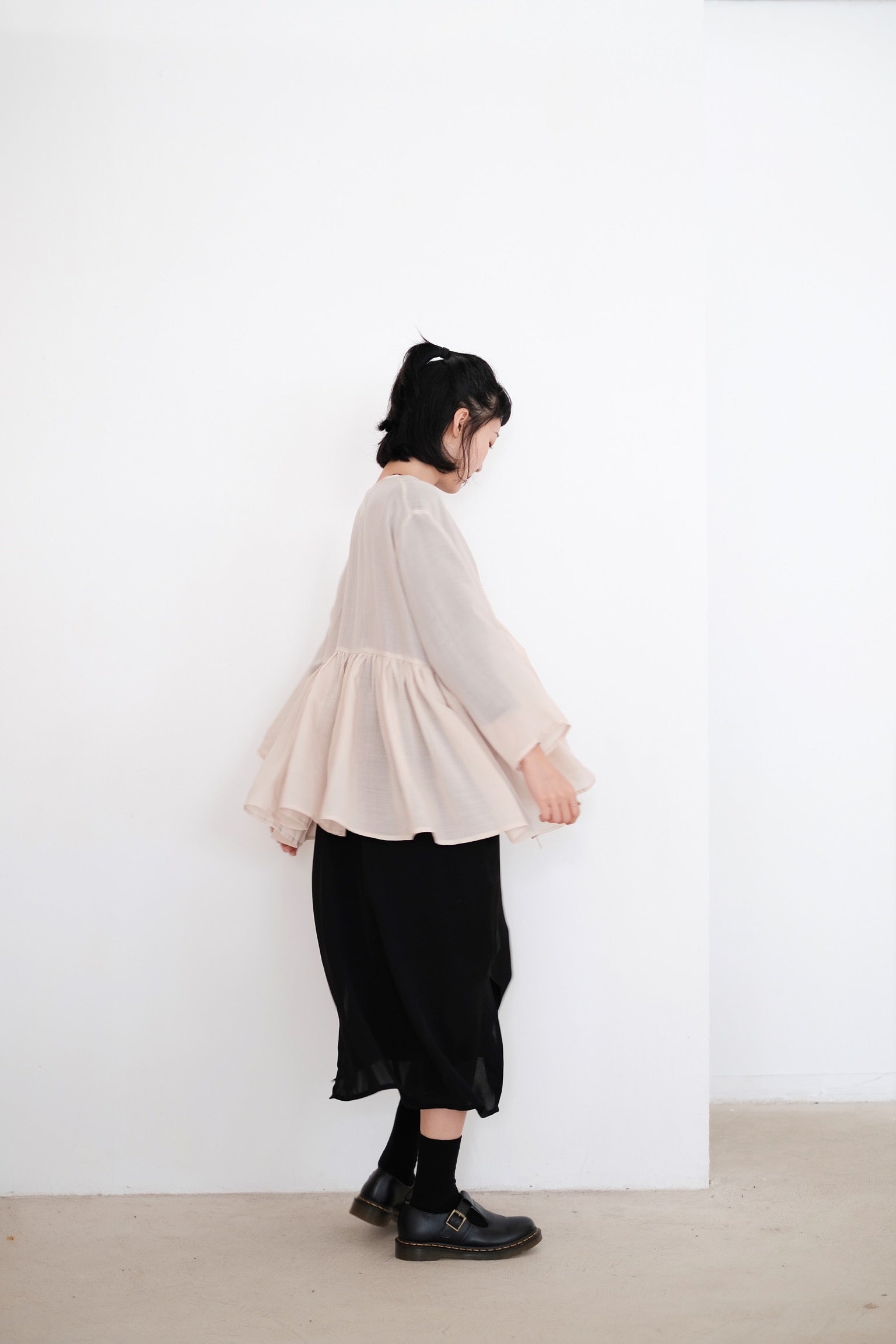 KĒKI LAYER BLOUSES WITH STRAPPING (PEARL)