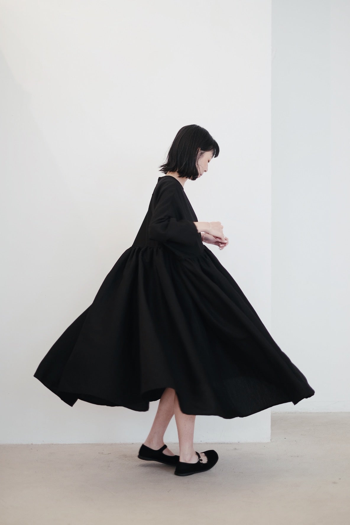 BLACK LINEN MIA DRESS