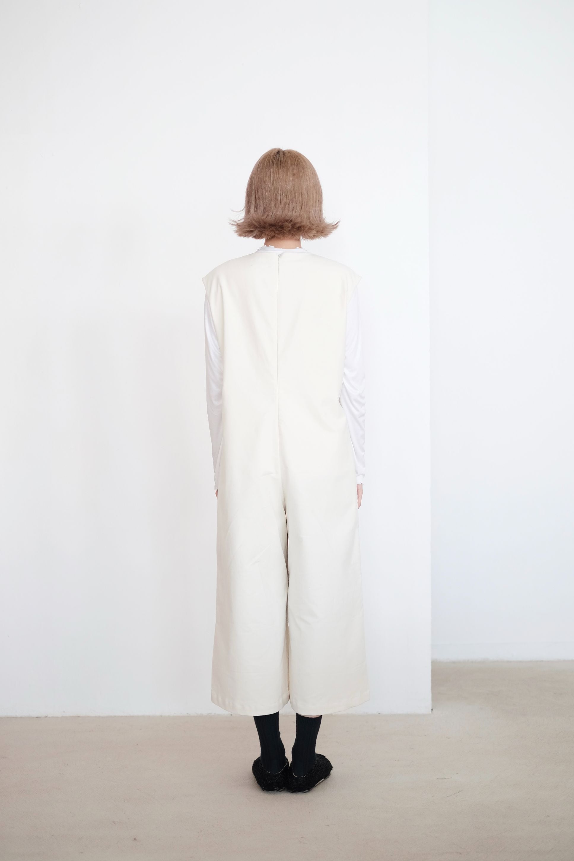 MERRY JUMPSUIT (WHITE)