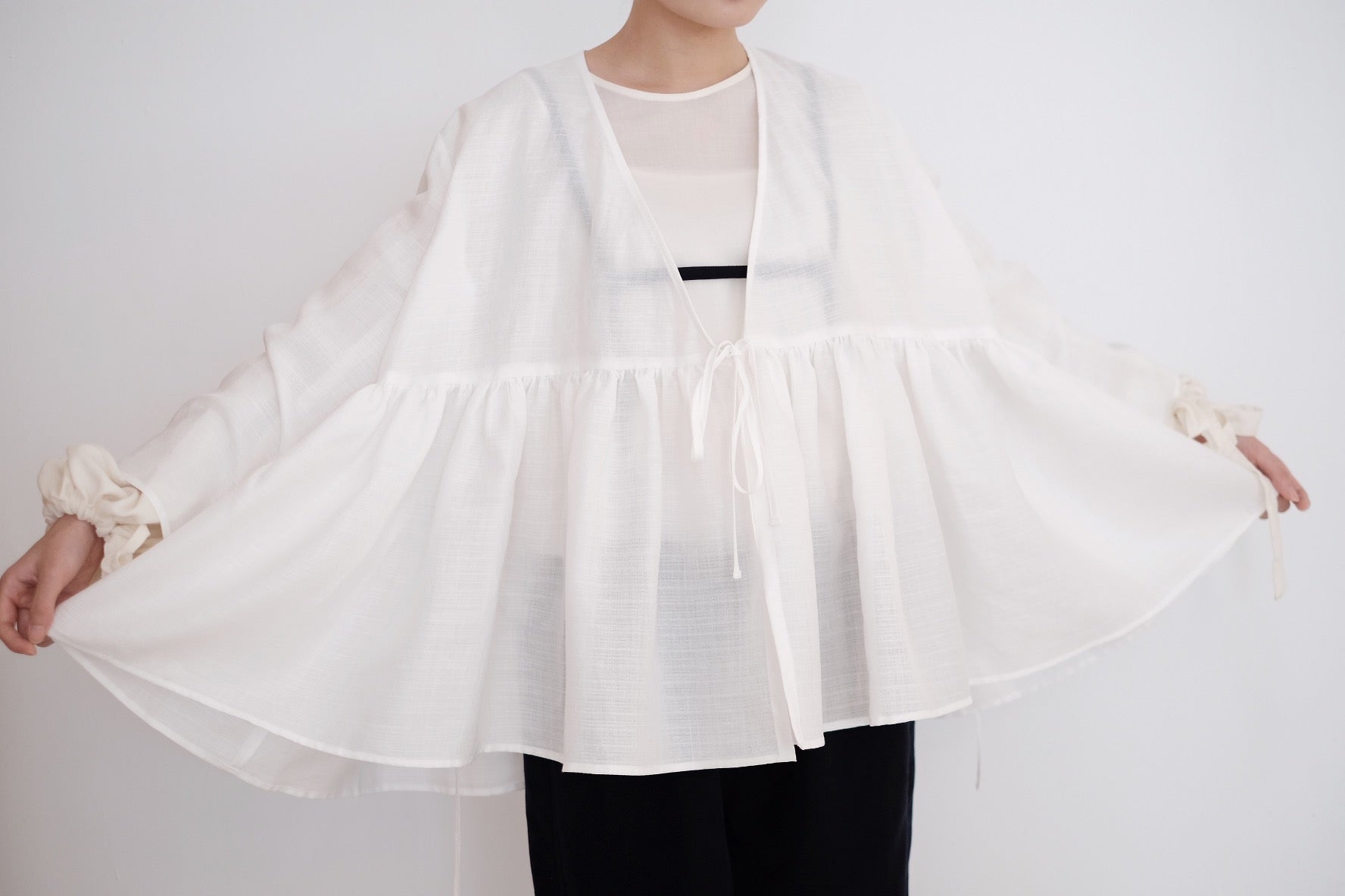 KĒKI LAYER BLOUSES IN LINEN