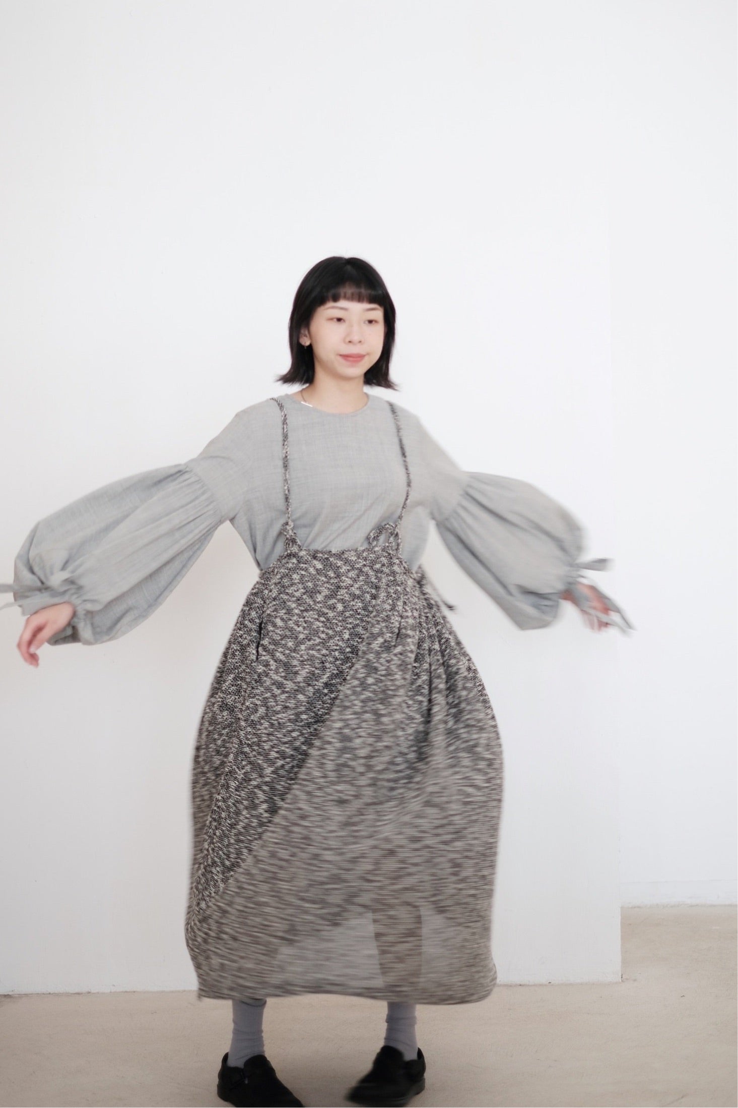 JONA IN WOOL (GREY)