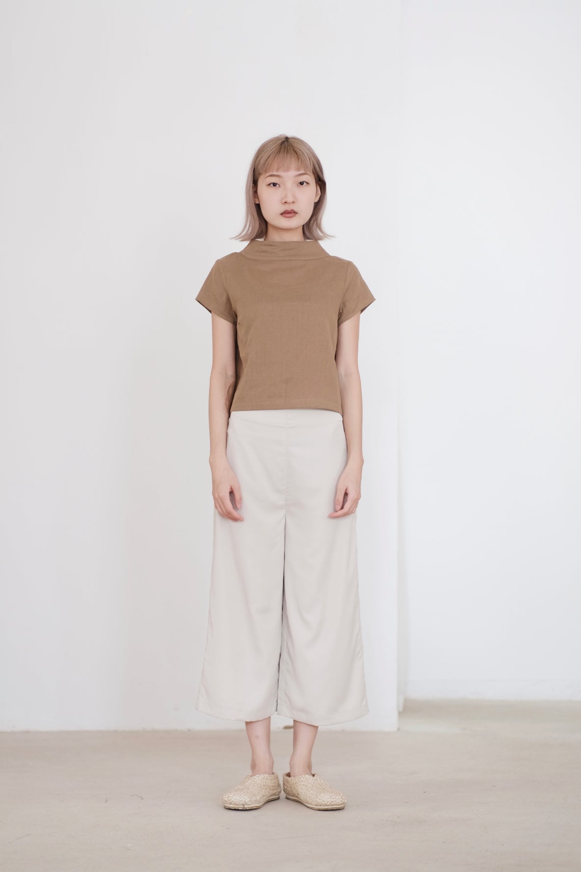 SILLIAN TROUSERS (BEIGE)