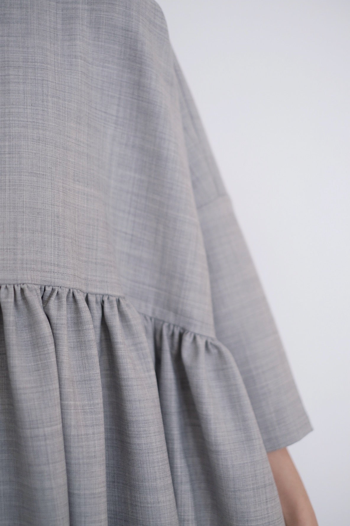 MIA DRESS IN GREY