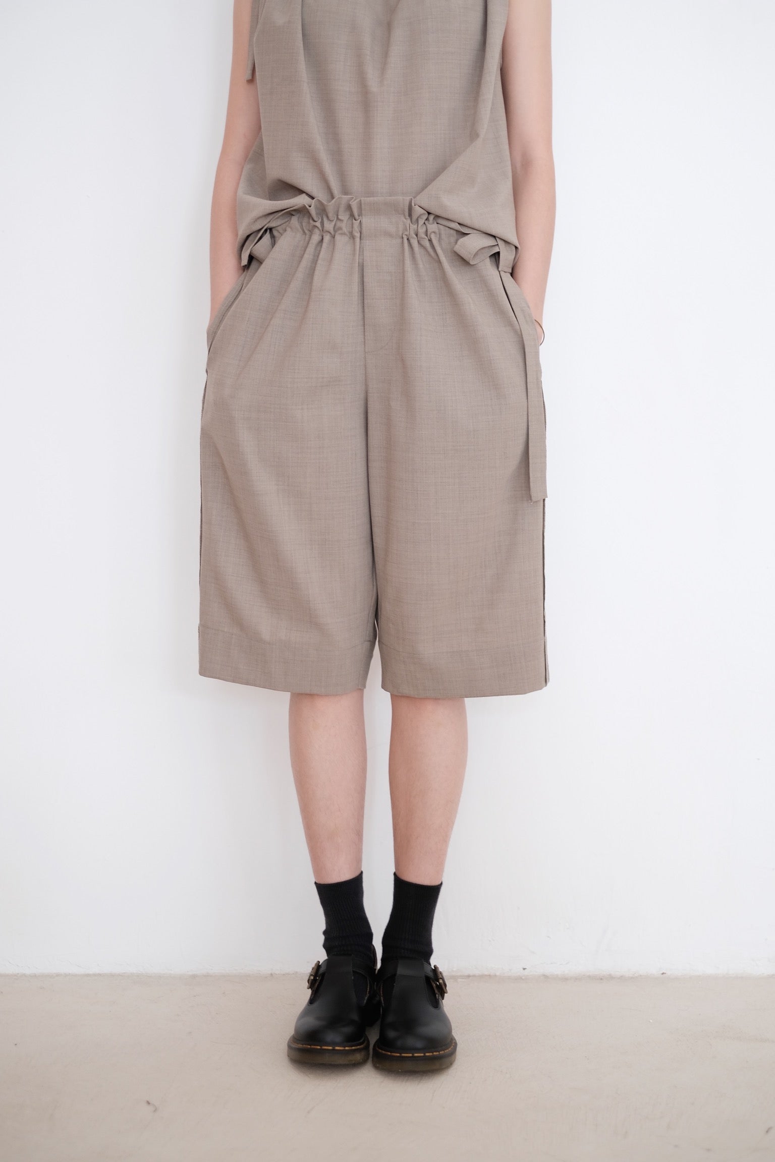 FUSAKO SHORTS (SOFT AMBER)