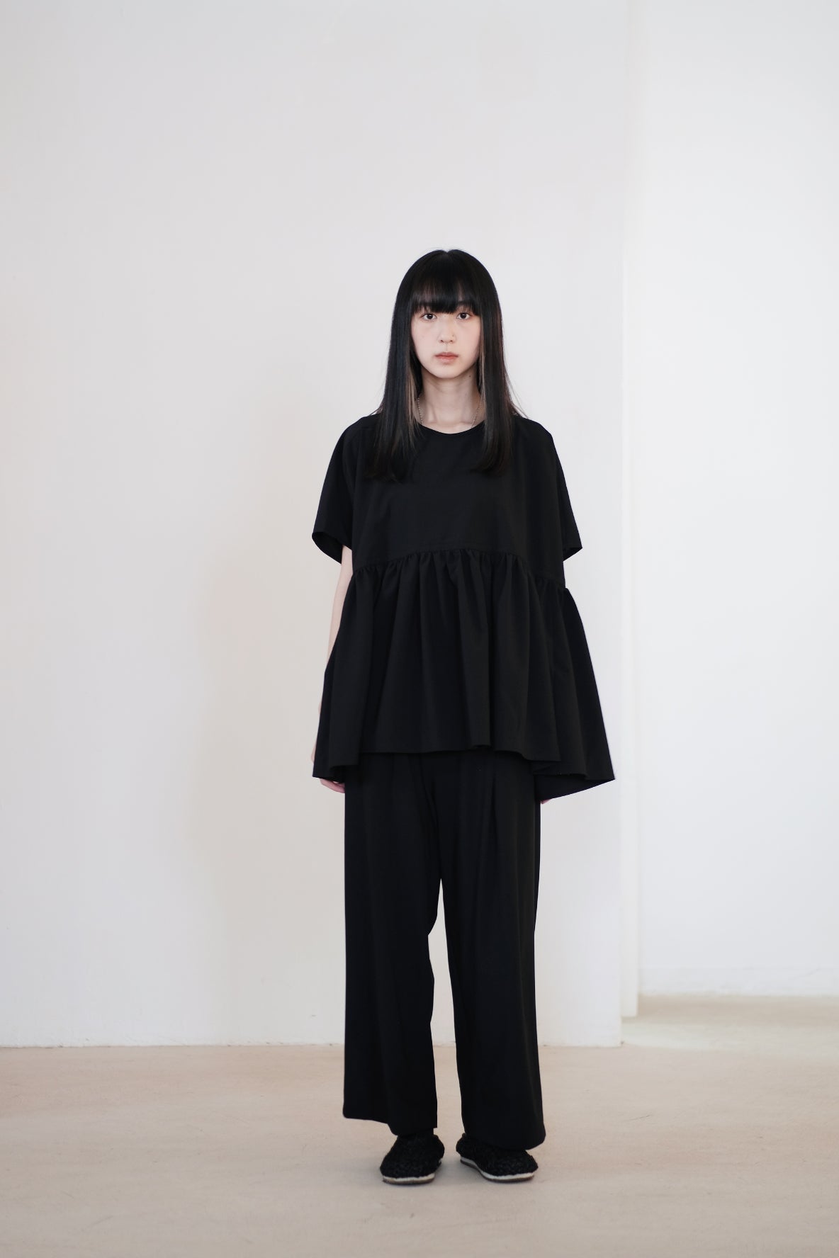 MAEVE GATHERED BLOUSE (BLACK)