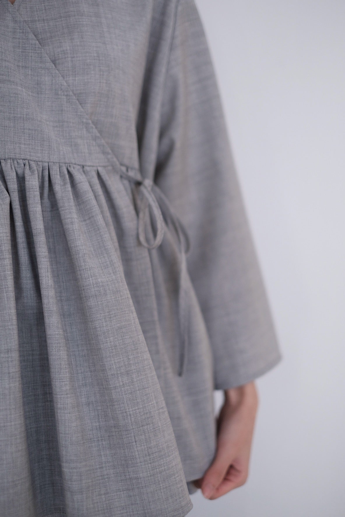 KĒKI LAYER BLOUSES IN GREY