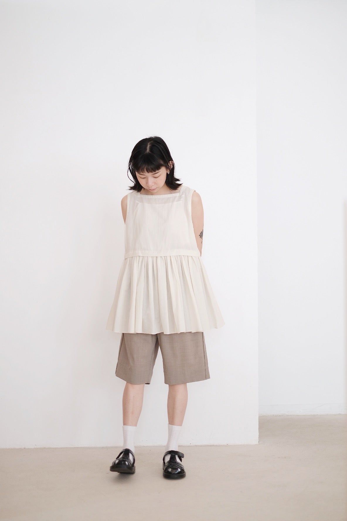 FUSAKO SHORTS (SOFT AMBER)