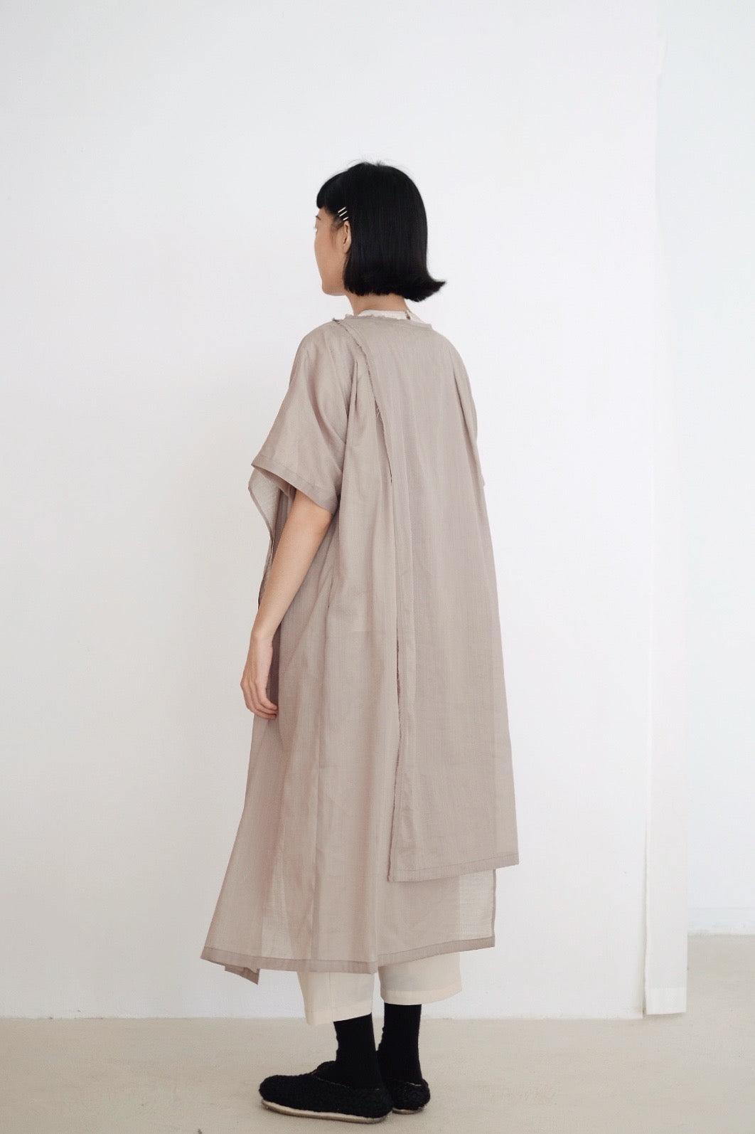 DREAMSCAPER DRESS (WARM GREY)