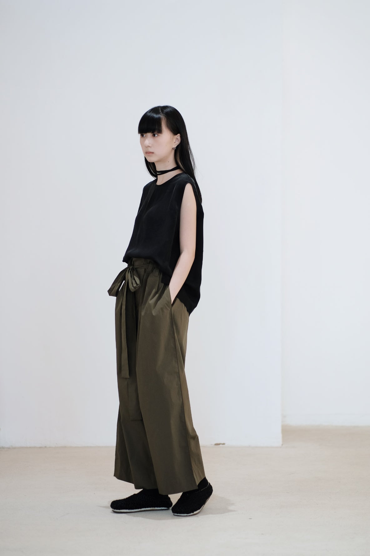 GAVINA RIBBION PANTS (OLIVE)