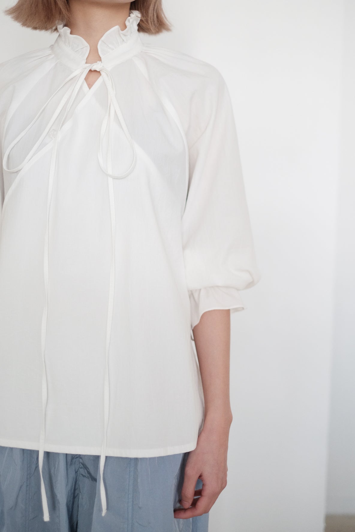 AYLA BLOUSE (WHITE)