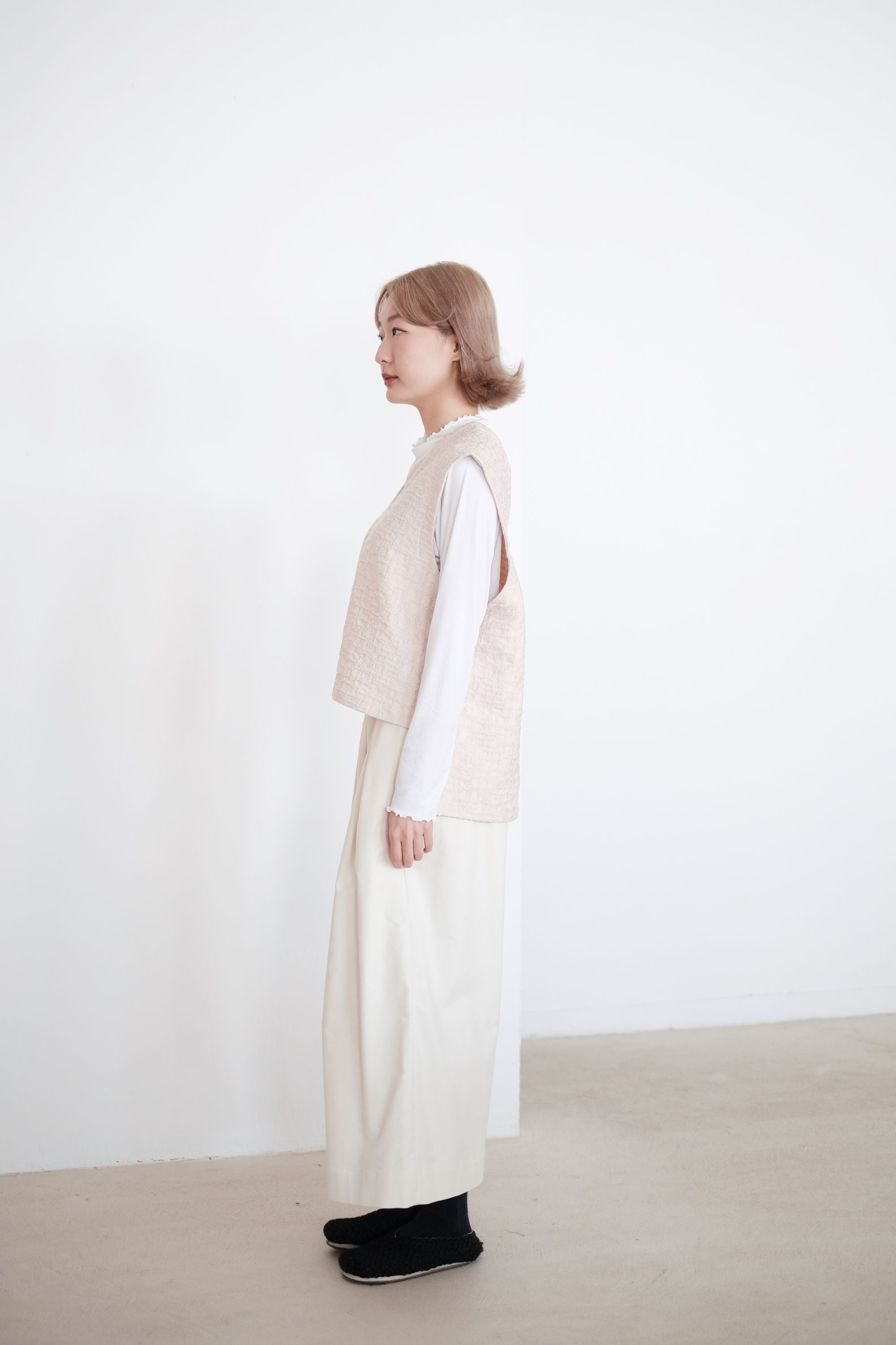 AILISEU PANTS (WHITE)