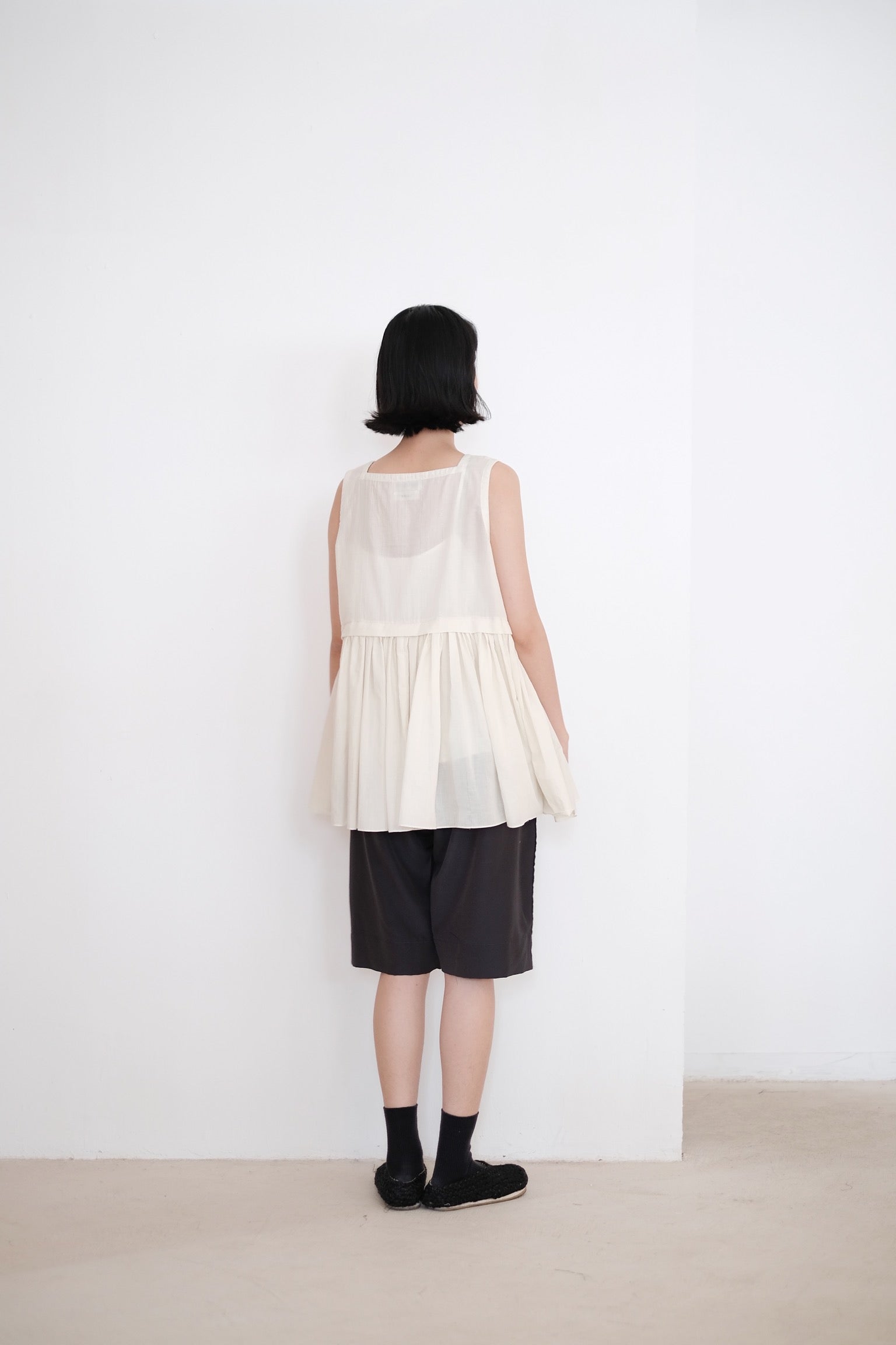 FUSAKO SHORTS (GREY)