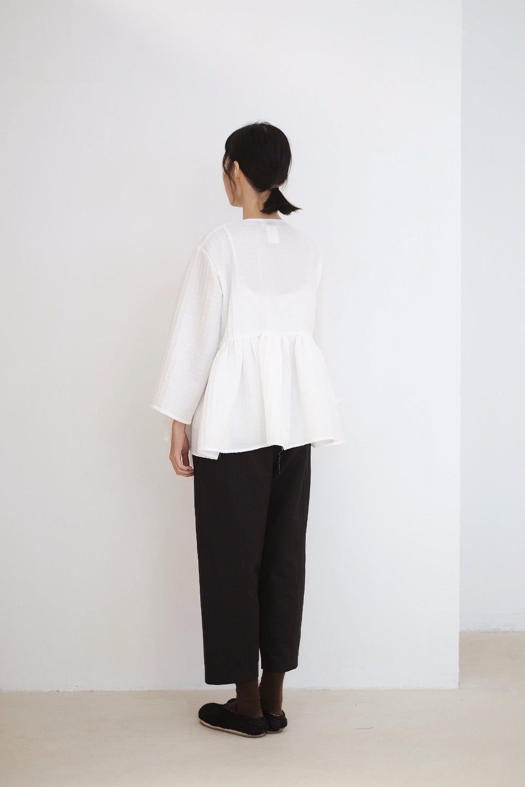 KĒKI LAYER BLOUSES WITH STRAPPING