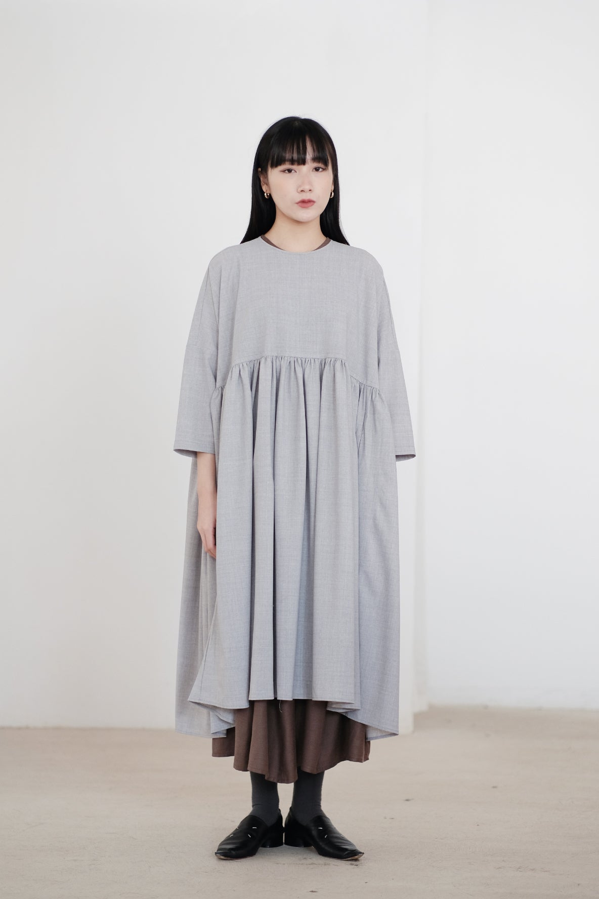 MIA DRESS IN GREY