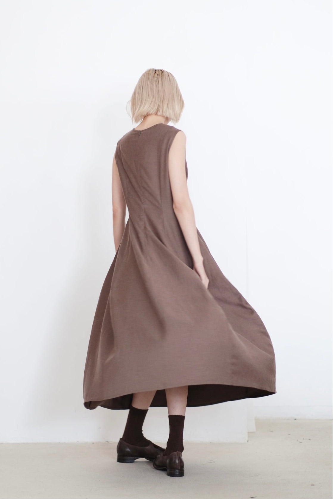 LOTUS DRESS (BROWN)