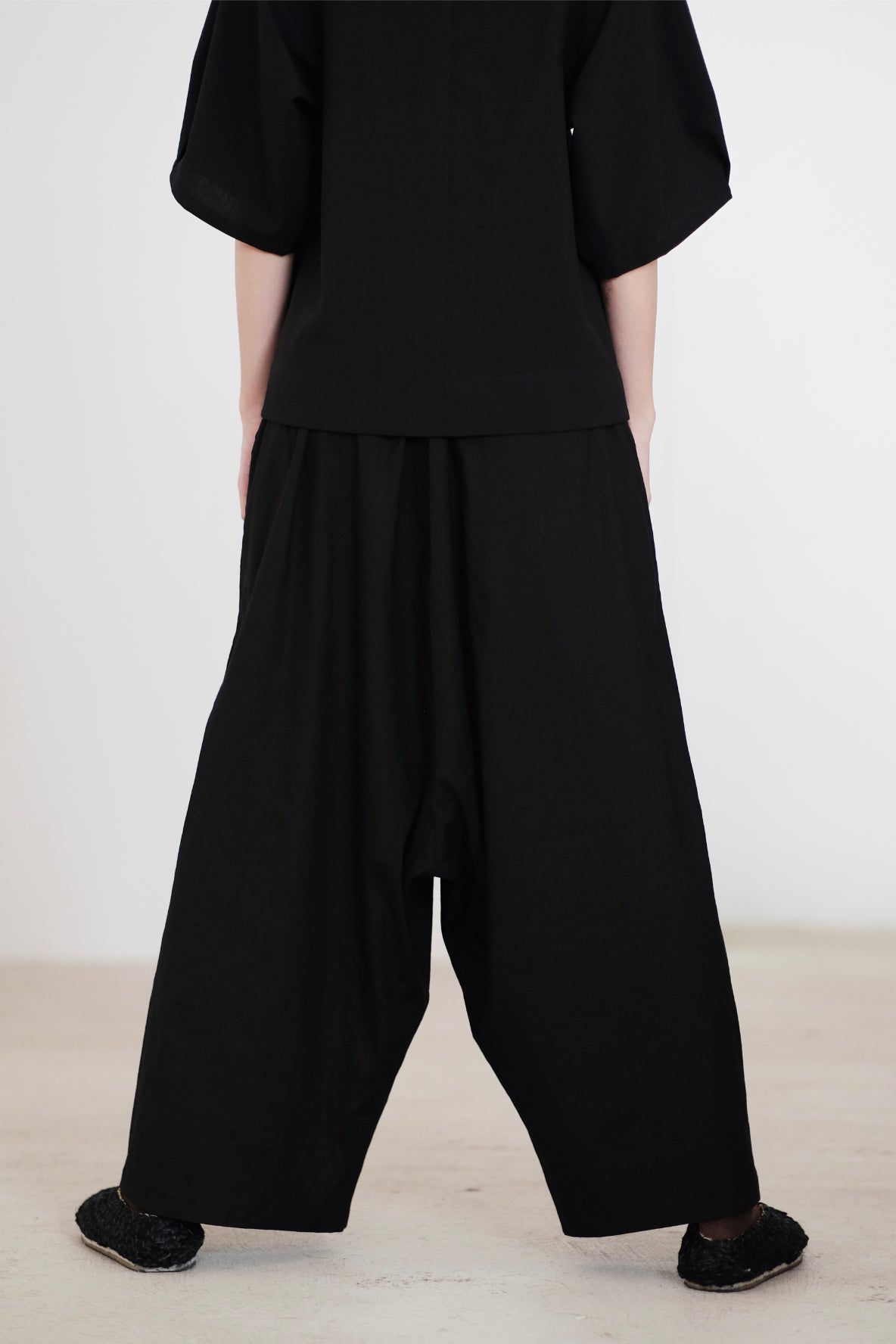 HARPER BAGGY PANTS (BLACK)