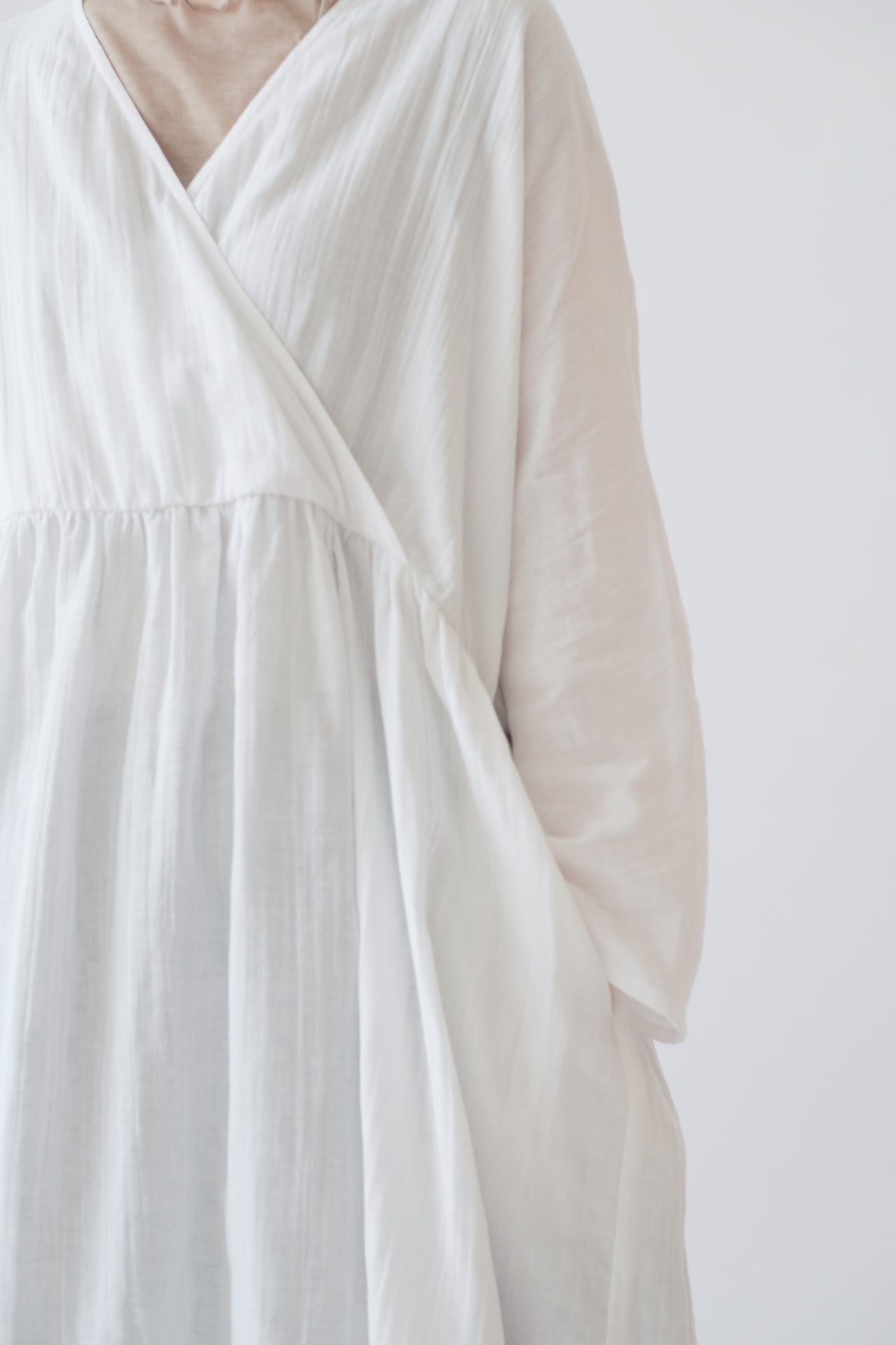 KIOSHI DRESS (WHITE)