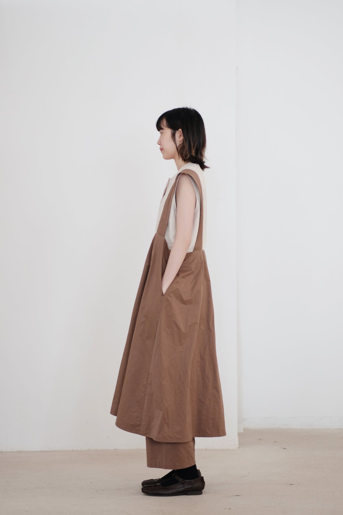 THE STELLE DRESS (BROWN)