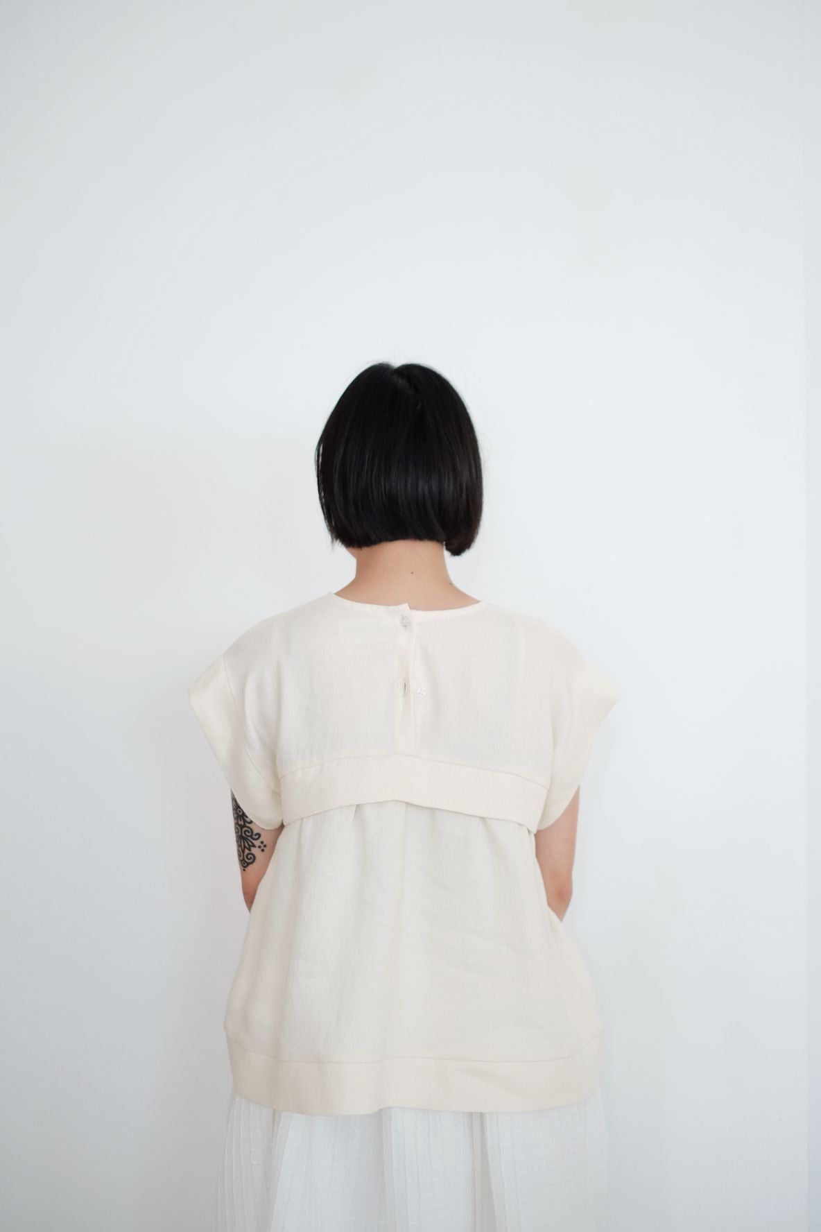 ALANA LINEN TOP (CREAM)