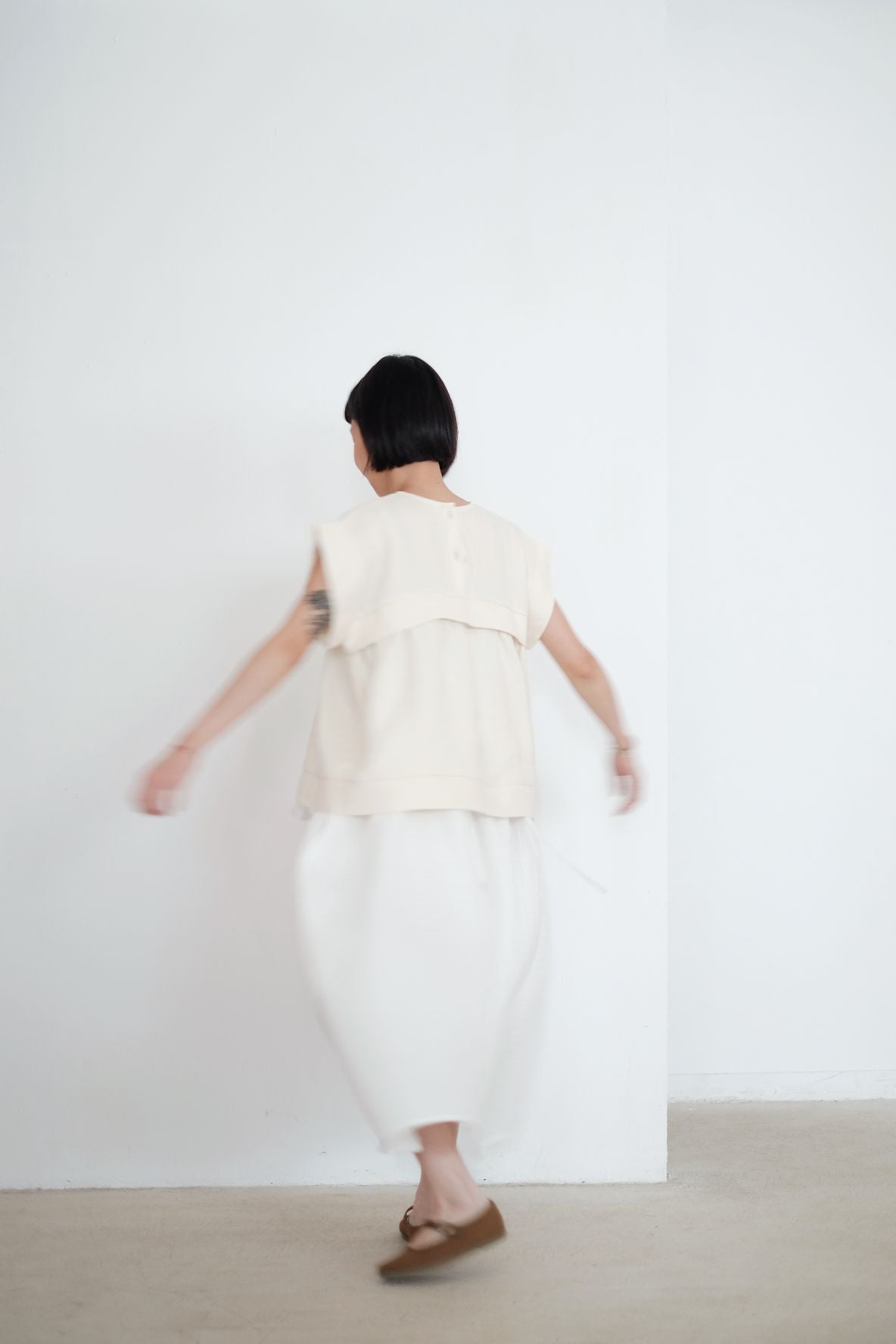 ALANA LINEN TOP (CREAM)