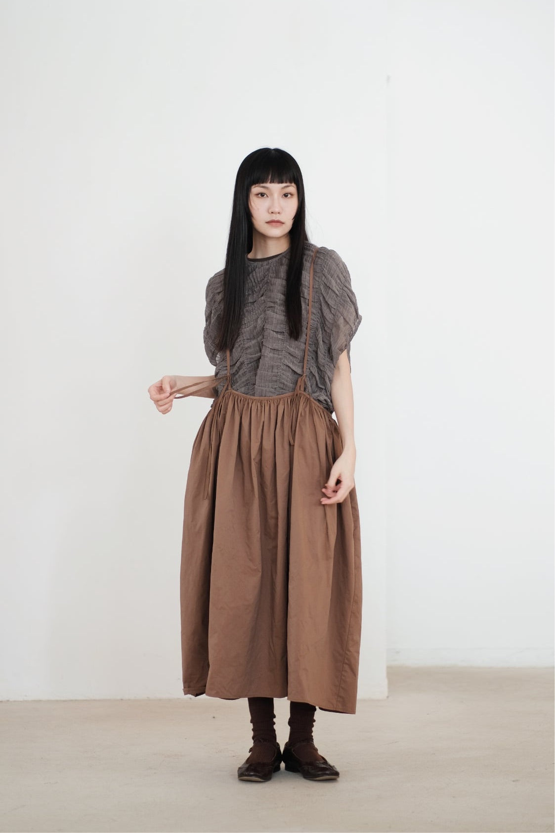 THE LUNA DRESS (BROWN)