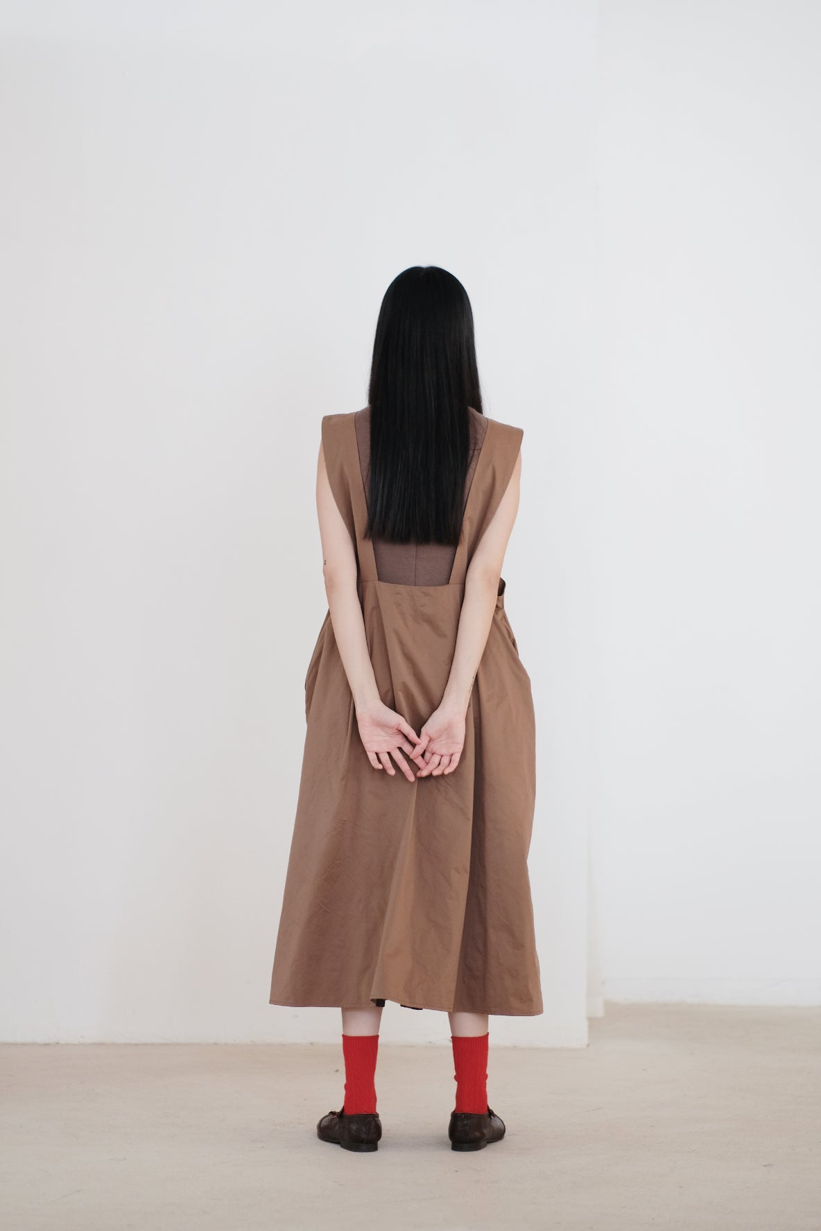 THE STELLE DRESS (BROWN)