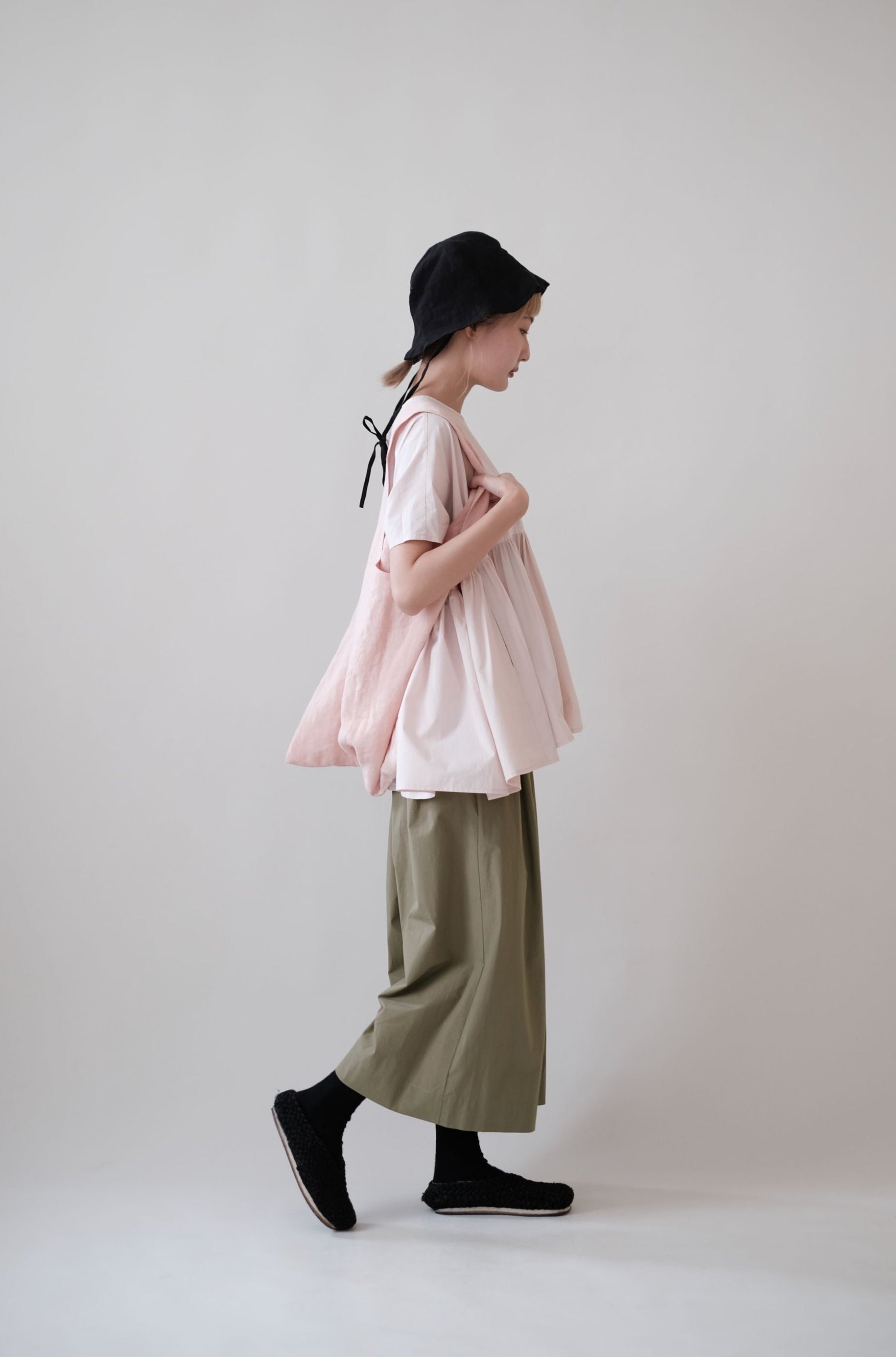 AILISEU WIDE PANTS (SEAWEED)