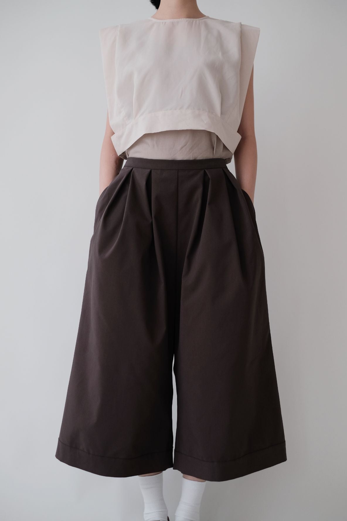 AILISEU WIDE PANTS (BROWN)