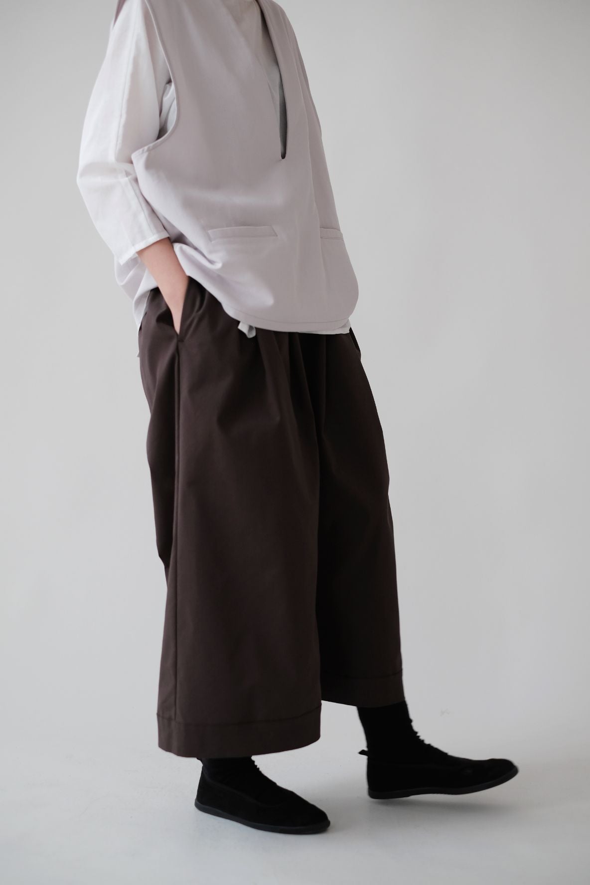 AILISEU WIDE PANTS (BROWN)