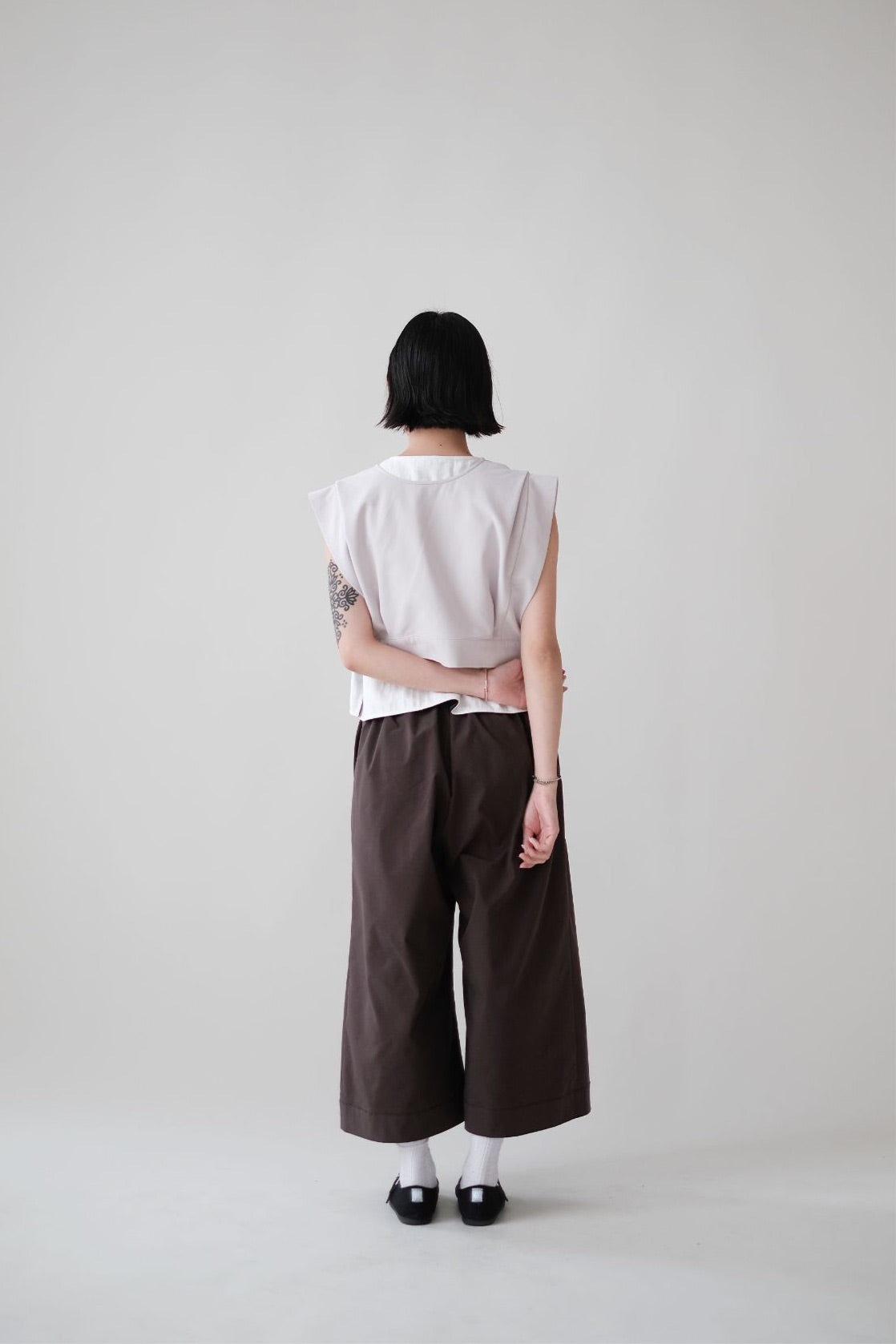 AILISEU WIDE PANTS (BROWN)