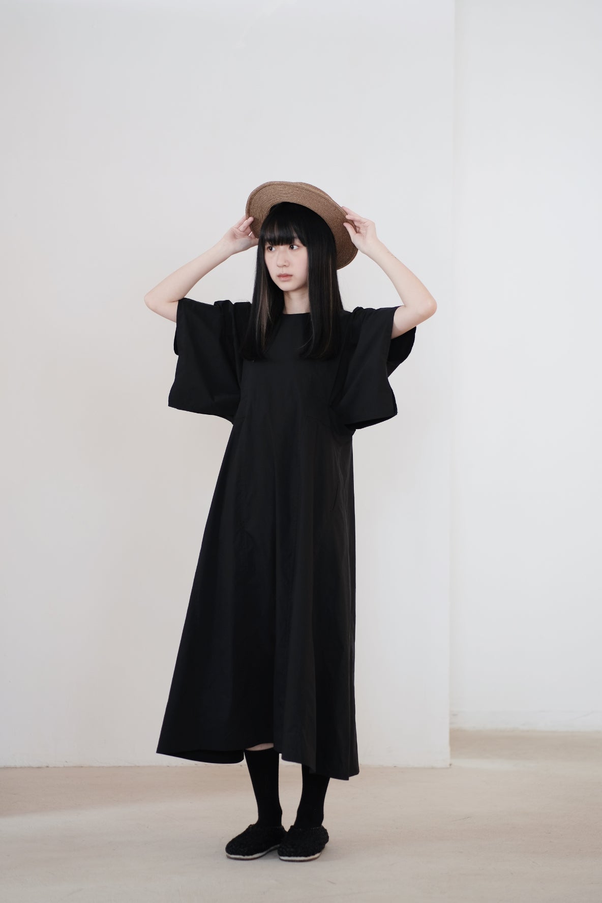 REI DRESS (BLACK)