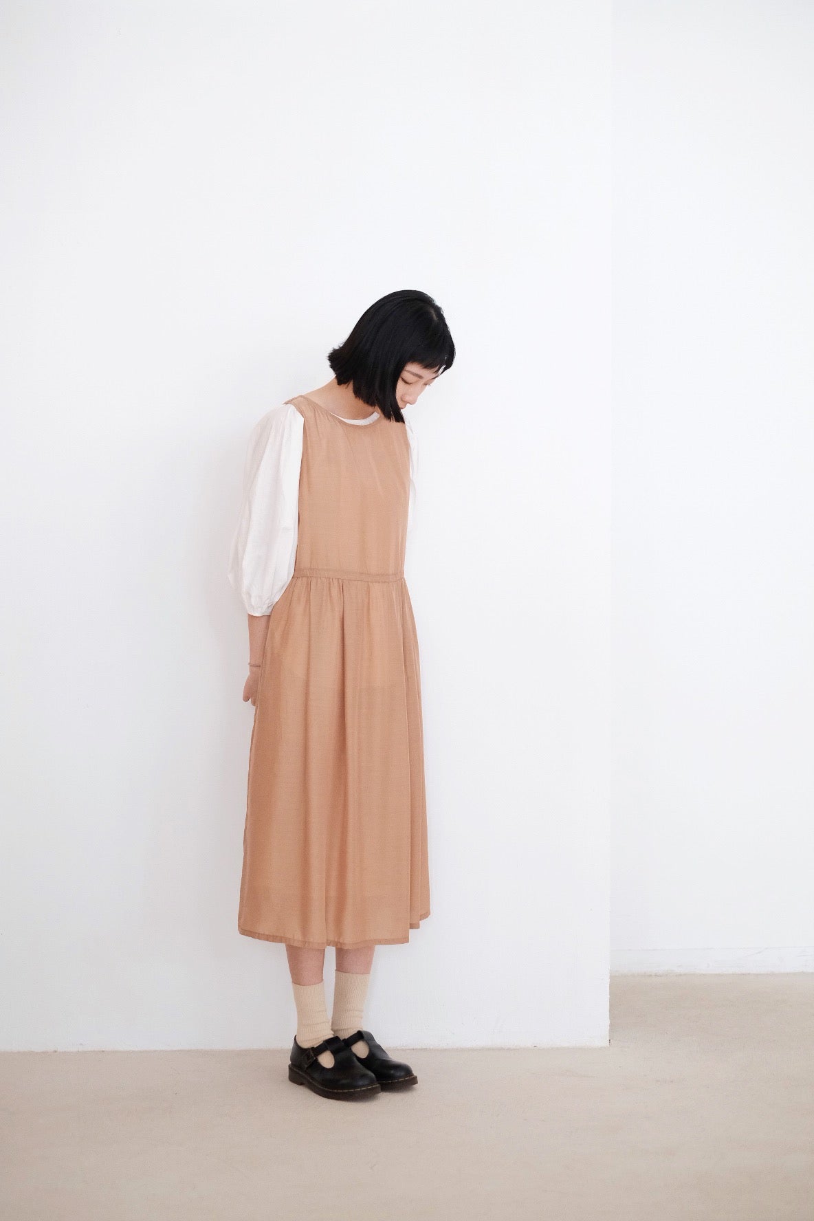 SILK MILLET DRESS (CAMEL)