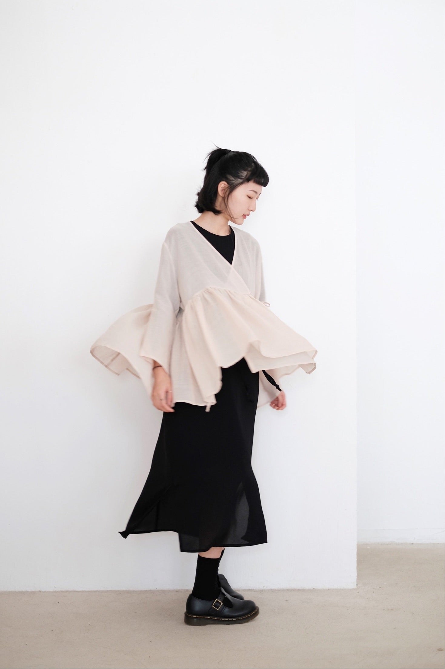 KĒKI LAYER BLOUSES WITH STRAPPING (PEARL)