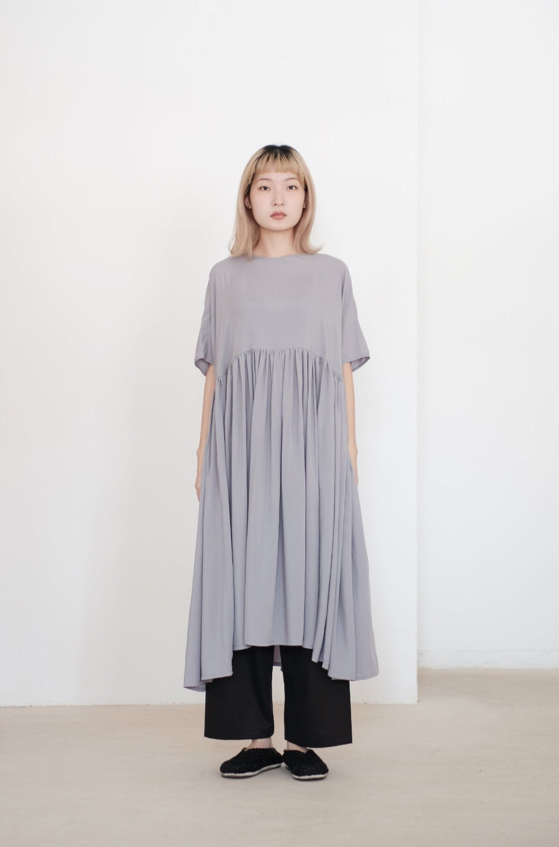 MIA DRESS (LIGHT GREY)