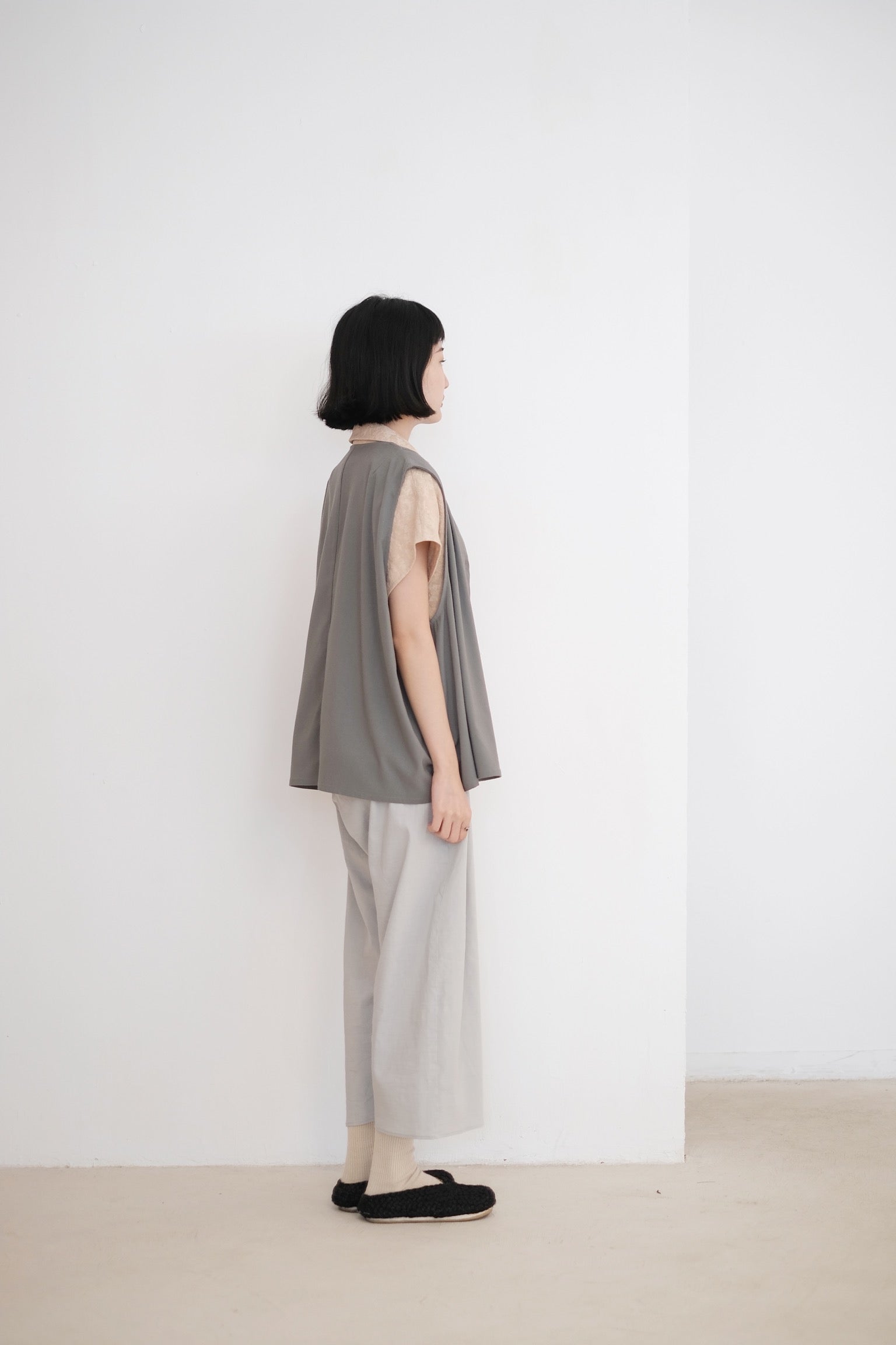 GREY EVERLY VEST (LIMITED EDITION）