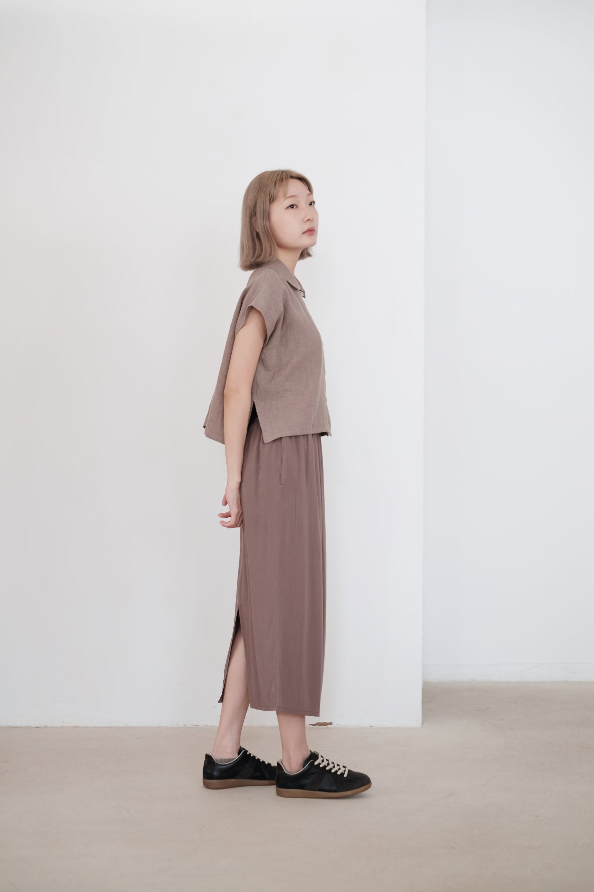 PENCIL SKIRT (KHAKI)