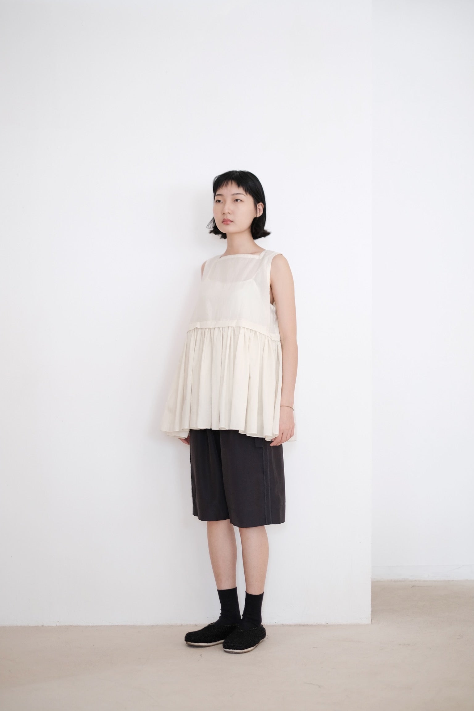 FUSAKO SHORTS (GREY)