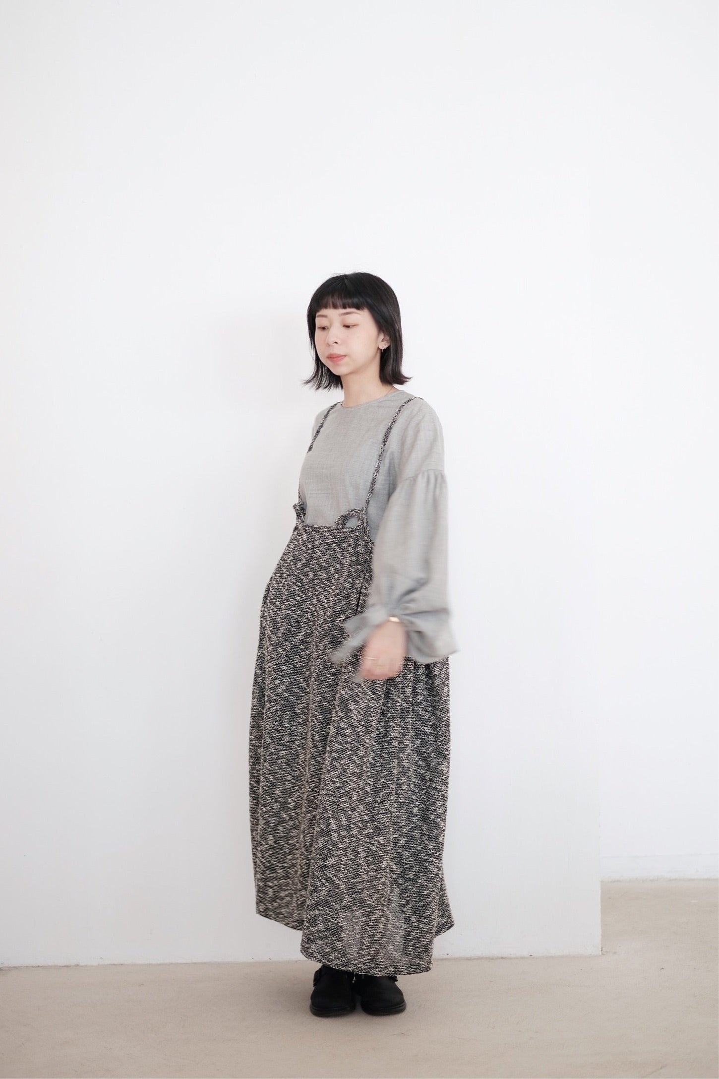 JONA IN WOOL (GREY)