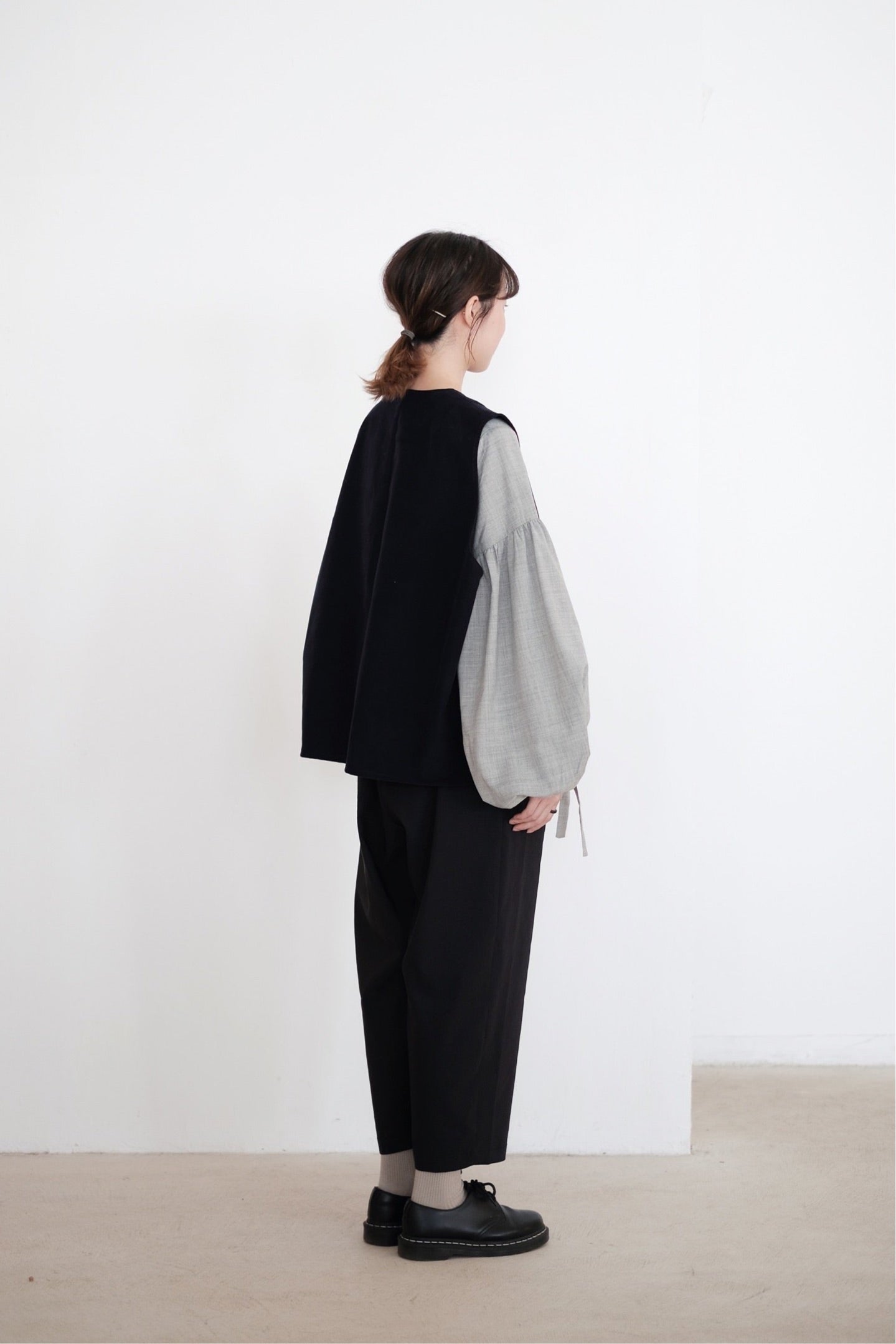 JONA IN WOOL (GREY)