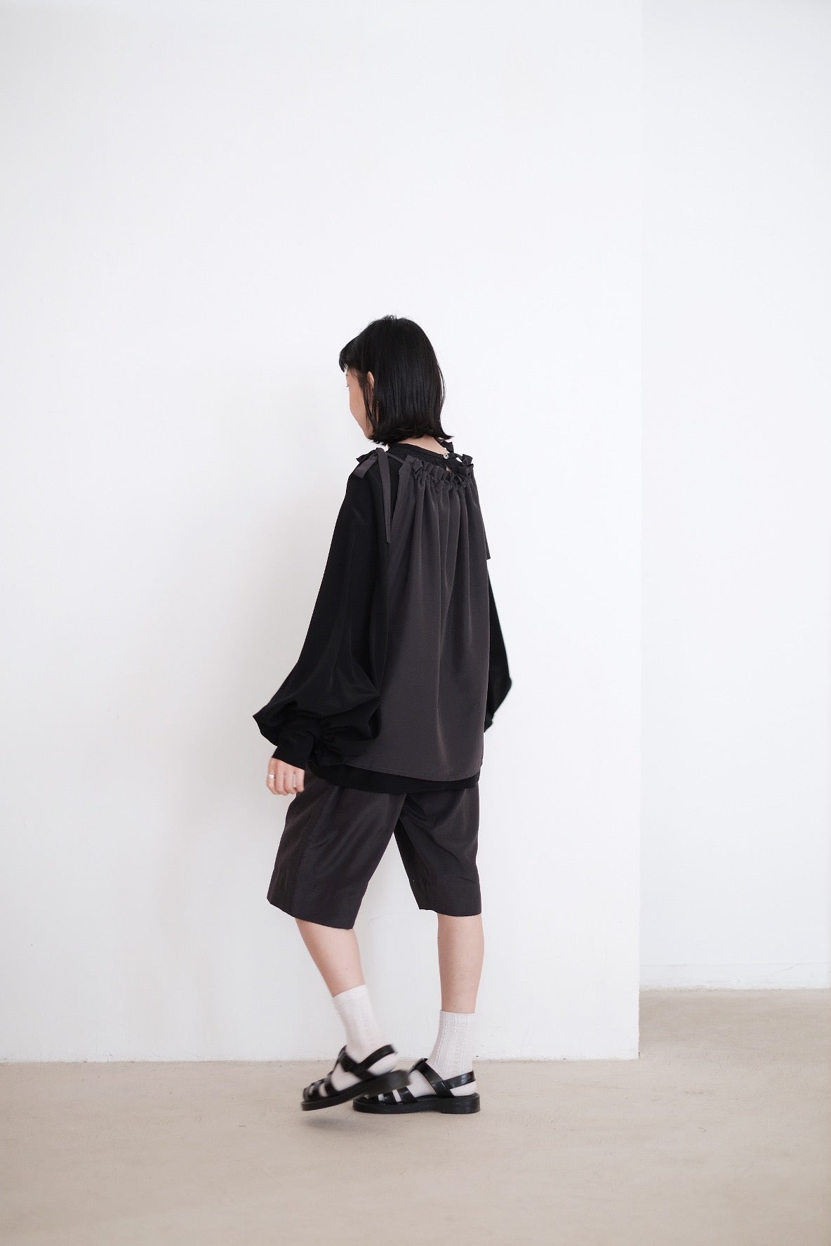 FUSAKO SHORTS (GREY)