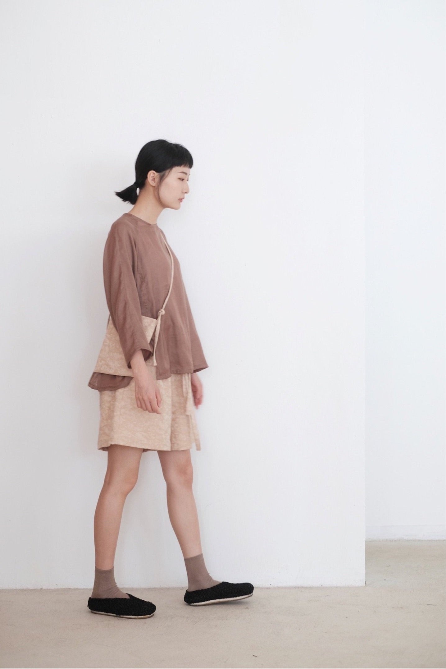 KOU’s TOP IN DOUBLE GAUZE (BROWN)