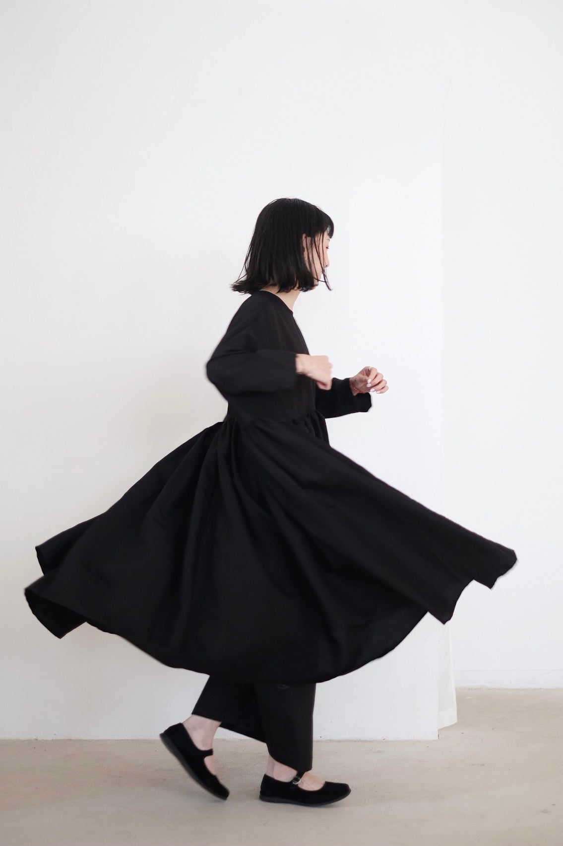 BLACK LINEN MIA DRESS