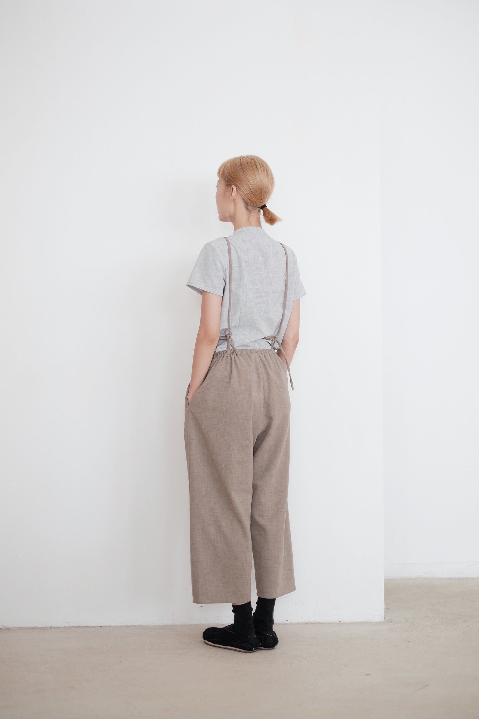 AIKO’s SLIM TOP (GREY)