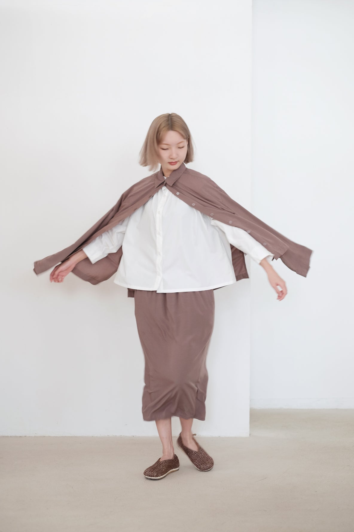 PENCIL SKIRT (KHAKI)