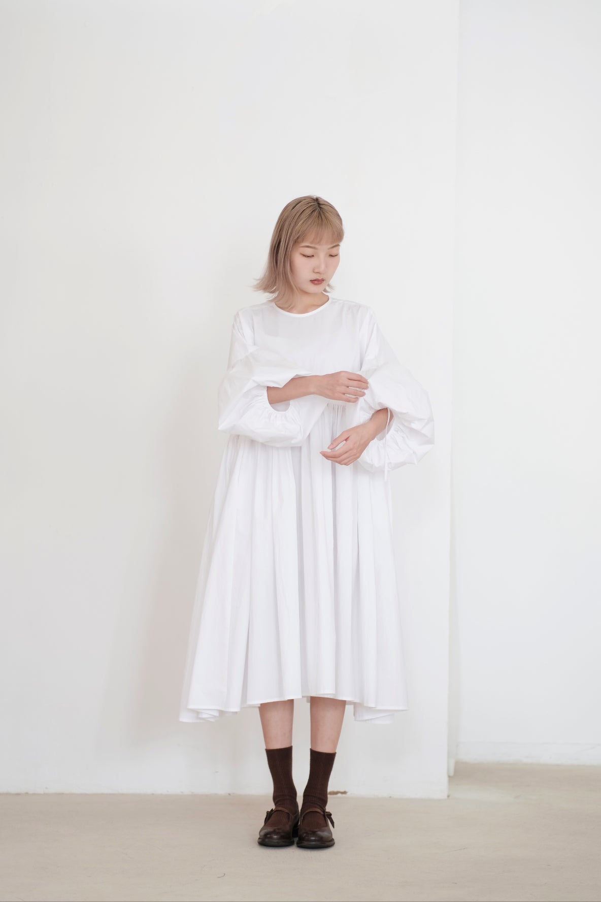 NORA DRESS (WHITE)