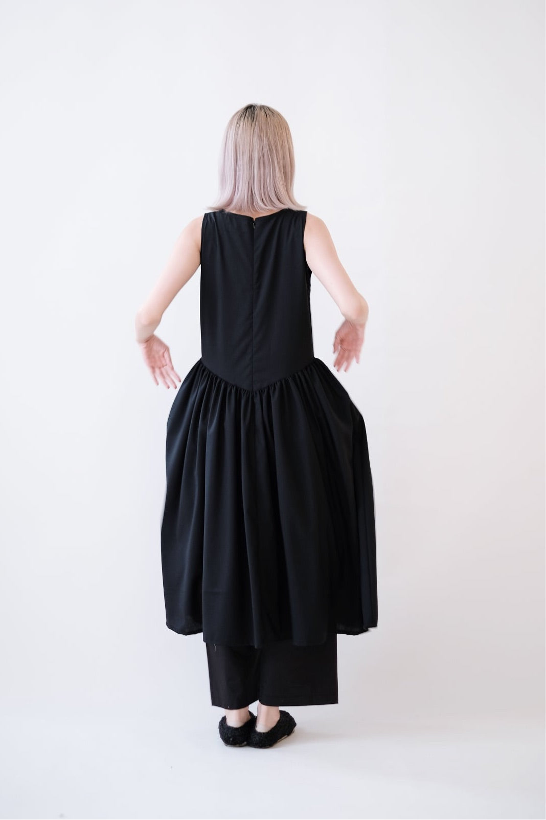 SUTTON DRESS (BLACK)