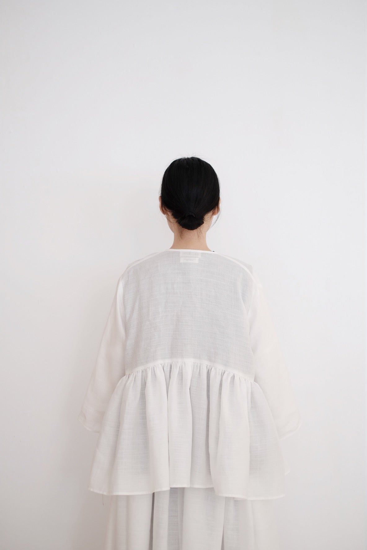 KĒKI LAYER BLOUSES IN LINEN